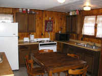 cabin6kitchen.jpg (259789 bytes)